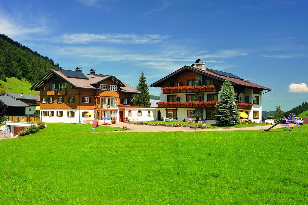 Gaestehaus Mathies Otel Mittelberg Dış mekan fotoğraf